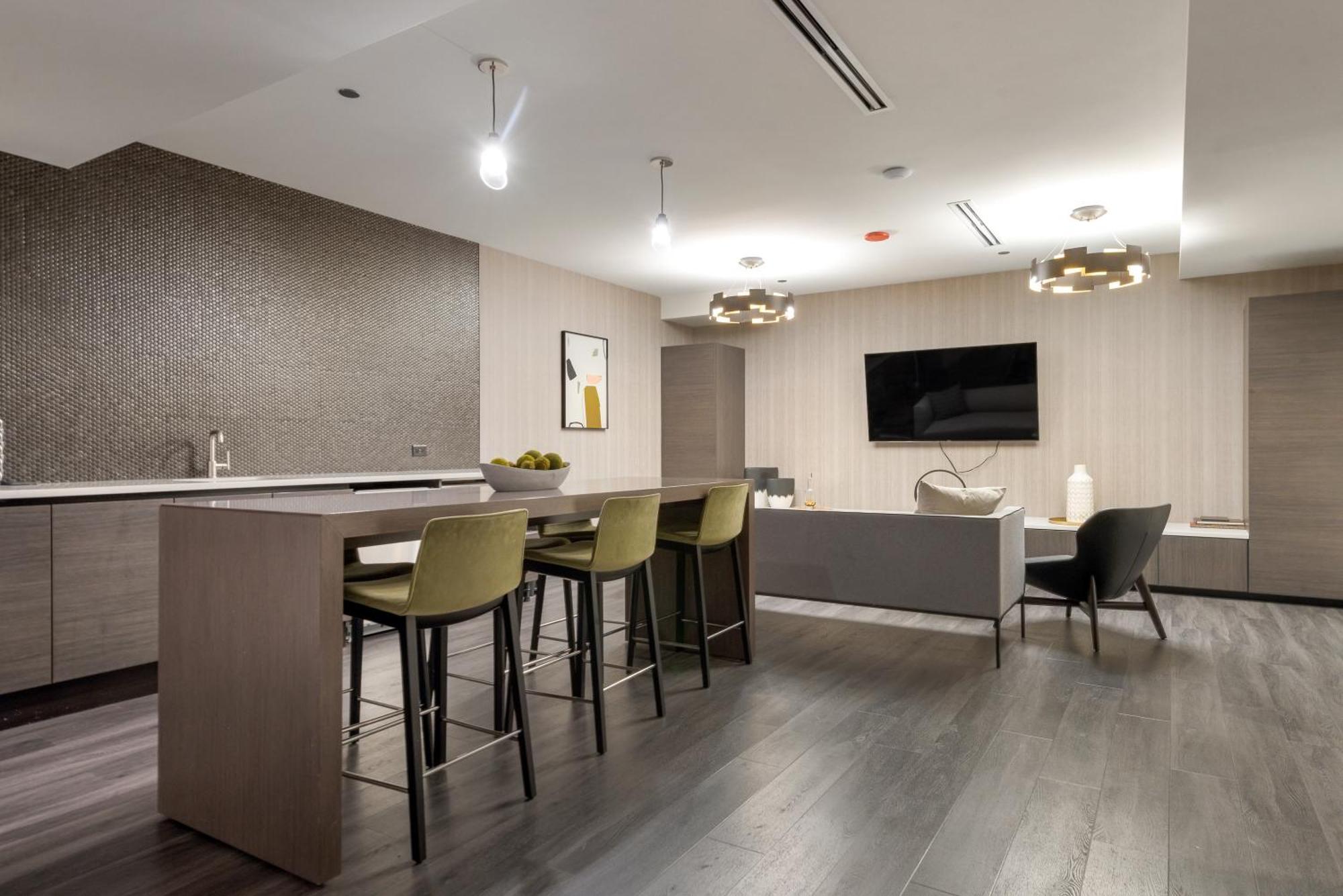 Experience Downtown Chicago At Millennium - Luxury Apartments In The Loop ภายนอก รูปภาพ