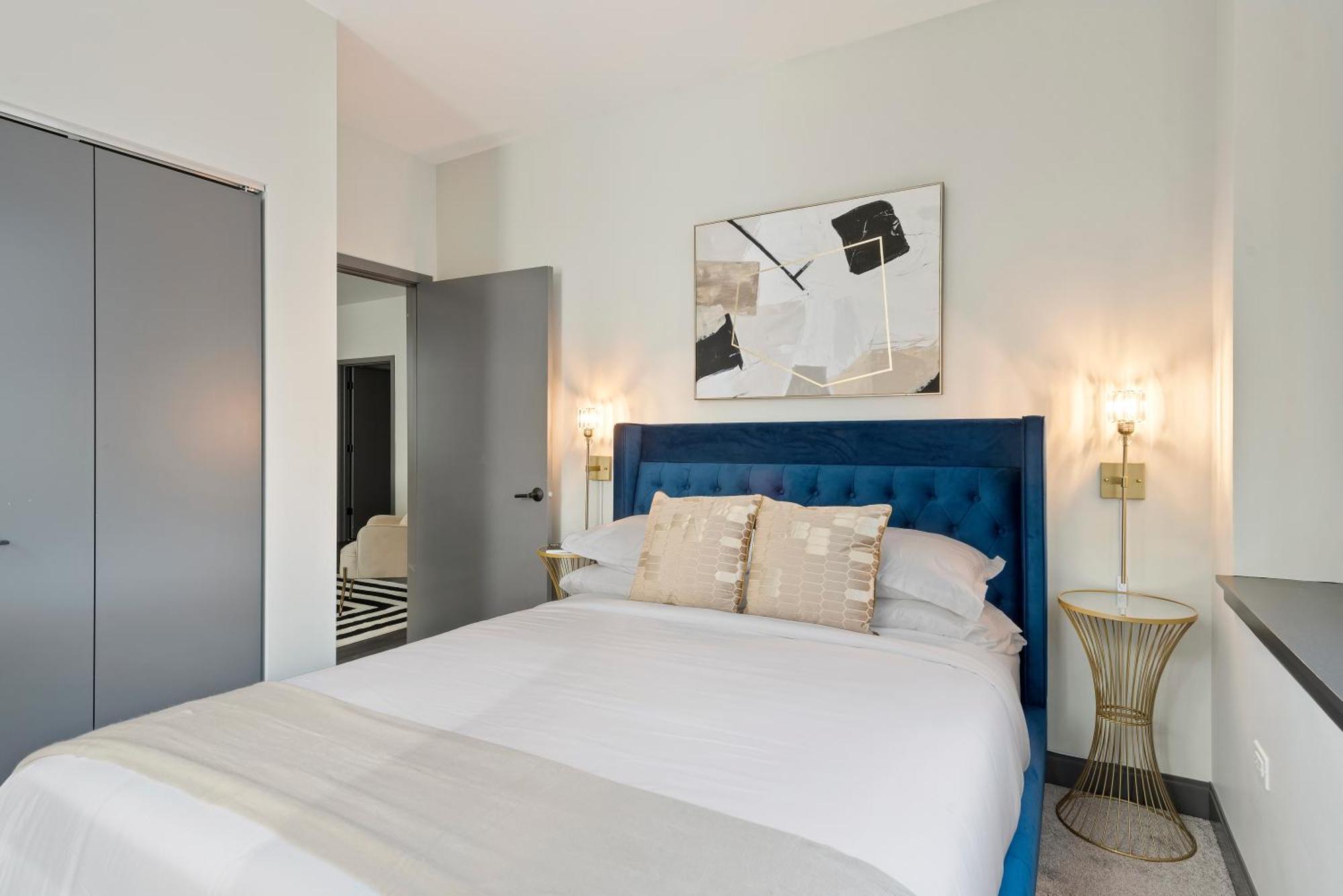 Experience Downtown Chicago At Millennium - Luxury Apartments In The Loop ภายนอก รูปภาพ