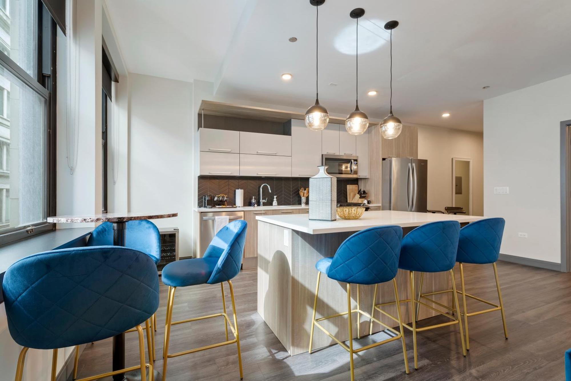 Experience Downtown Chicago At Millennium - Luxury Apartments In The Loop ภายนอก รูปภาพ