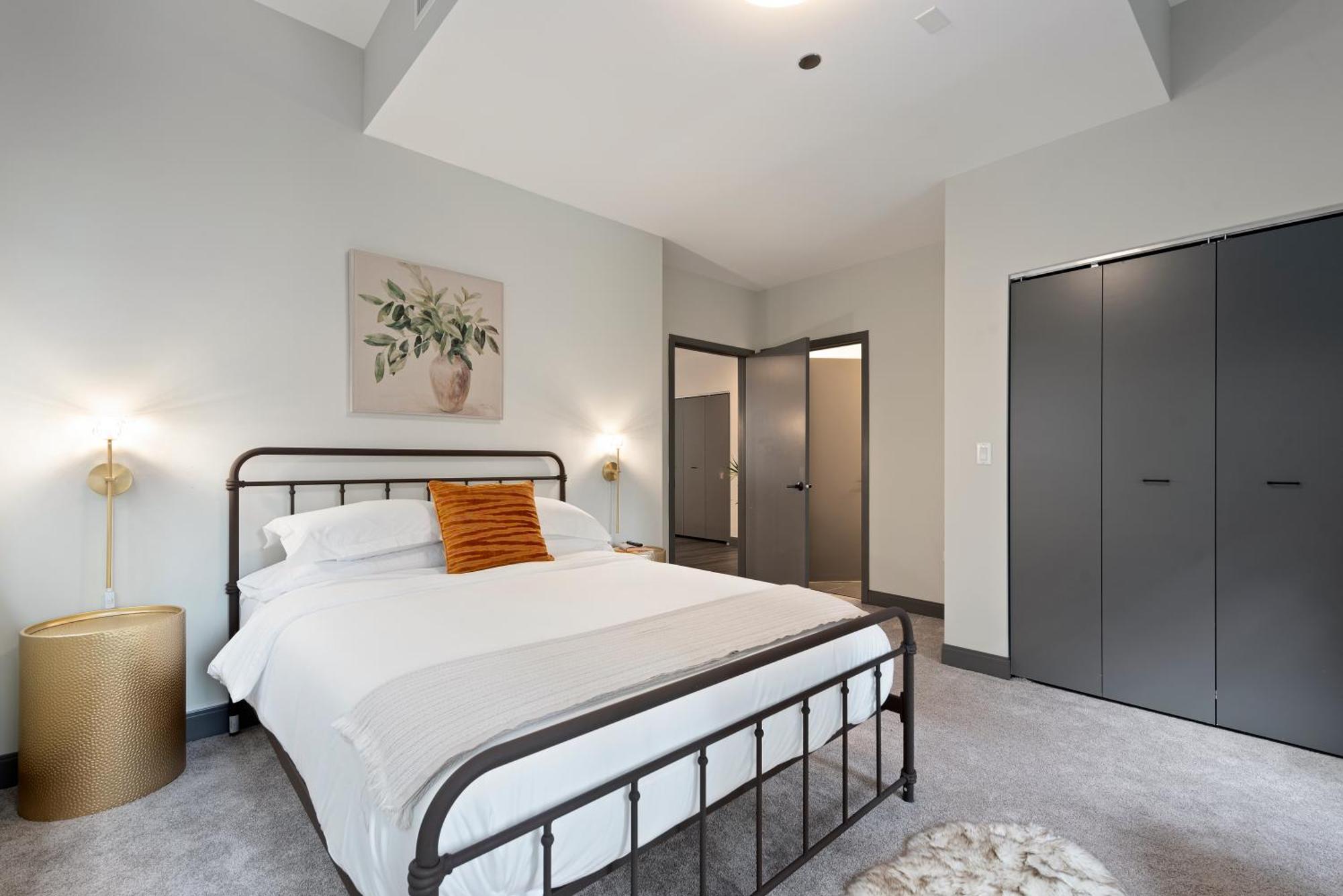 Experience Downtown Chicago At Millennium - Luxury Apartments In The Loop ภายนอก รูปภาพ