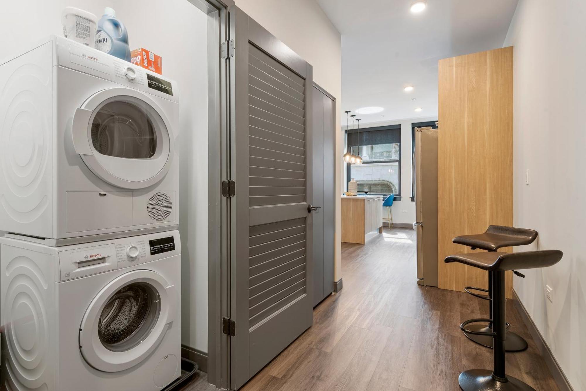 Experience Downtown Chicago At Millennium - Luxury Apartments In The Loop ห้อง รูปภาพ