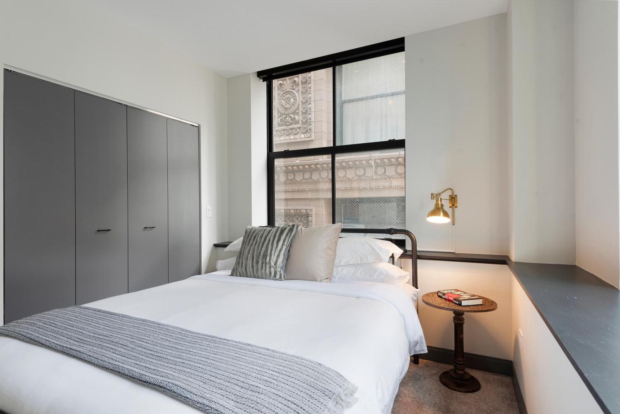 Experience Downtown Chicago At Millennium - Luxury Apartments In The Loop ภายนอก รูปภาพ