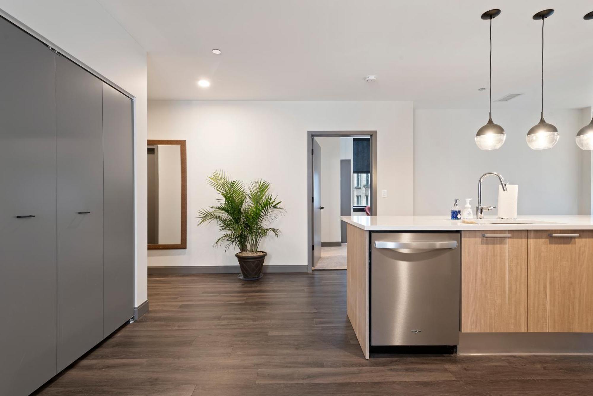 Experience Downtown Chicago At Millennium - Luxury Apartments In The Loop ภายนอก รูปภาพ