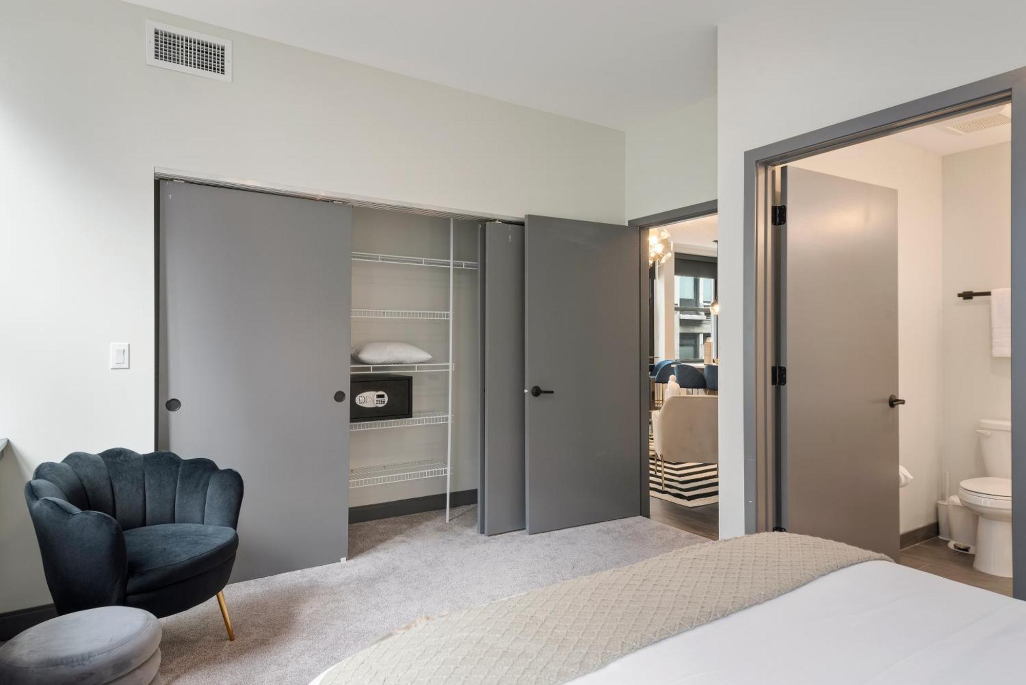 Experience Downtown Chicago At Millennium - Luxury Apartments In The Loop ภายนอก รูปภาพ